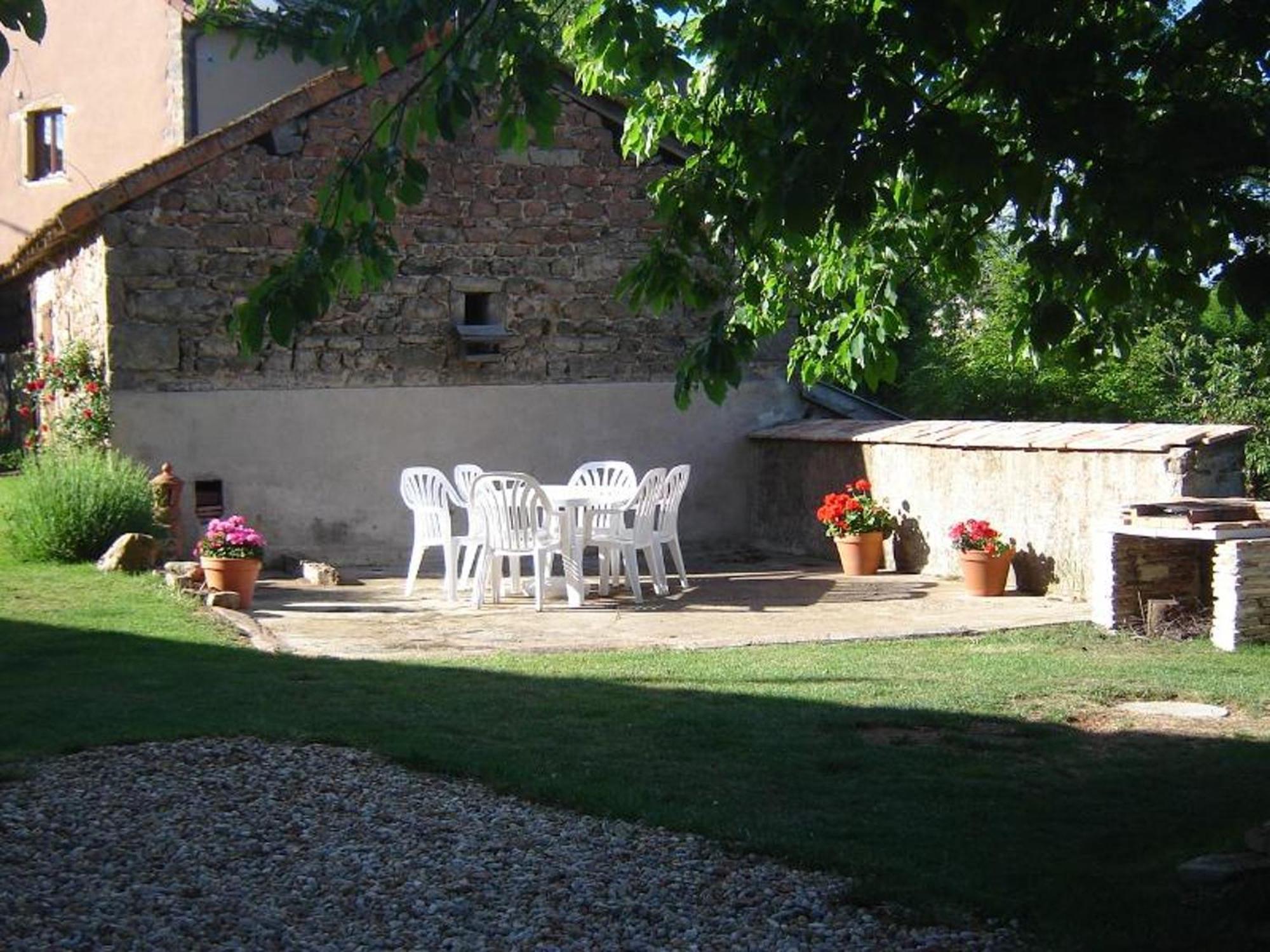 Maison Charmante A La Vineuse Avec Jardin Cloture Villa Kültér fotó