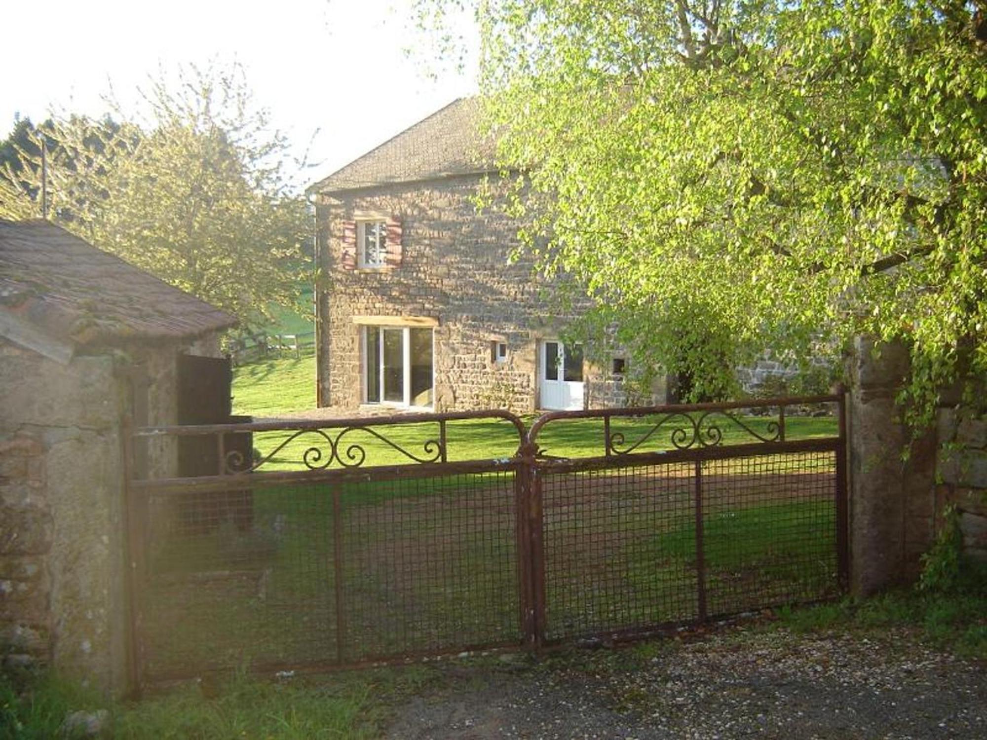 Maison Charmante A La Vineuse Avec Jardin Cloture Villa Kültér fotó